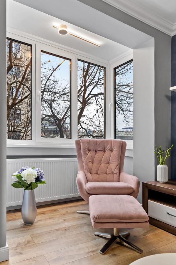 Comfort By Art City Bukares Bagian luar foto