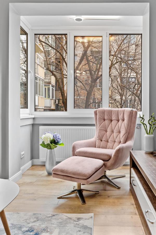 Comfort By Art City Bukares Bagian luar foto