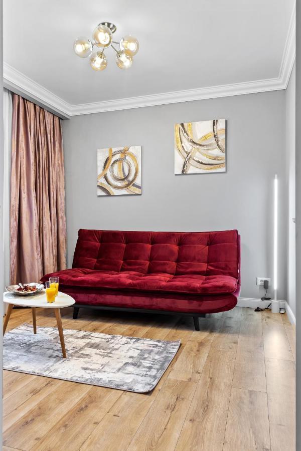Comfort By Art City Bukares Bagian luar foto